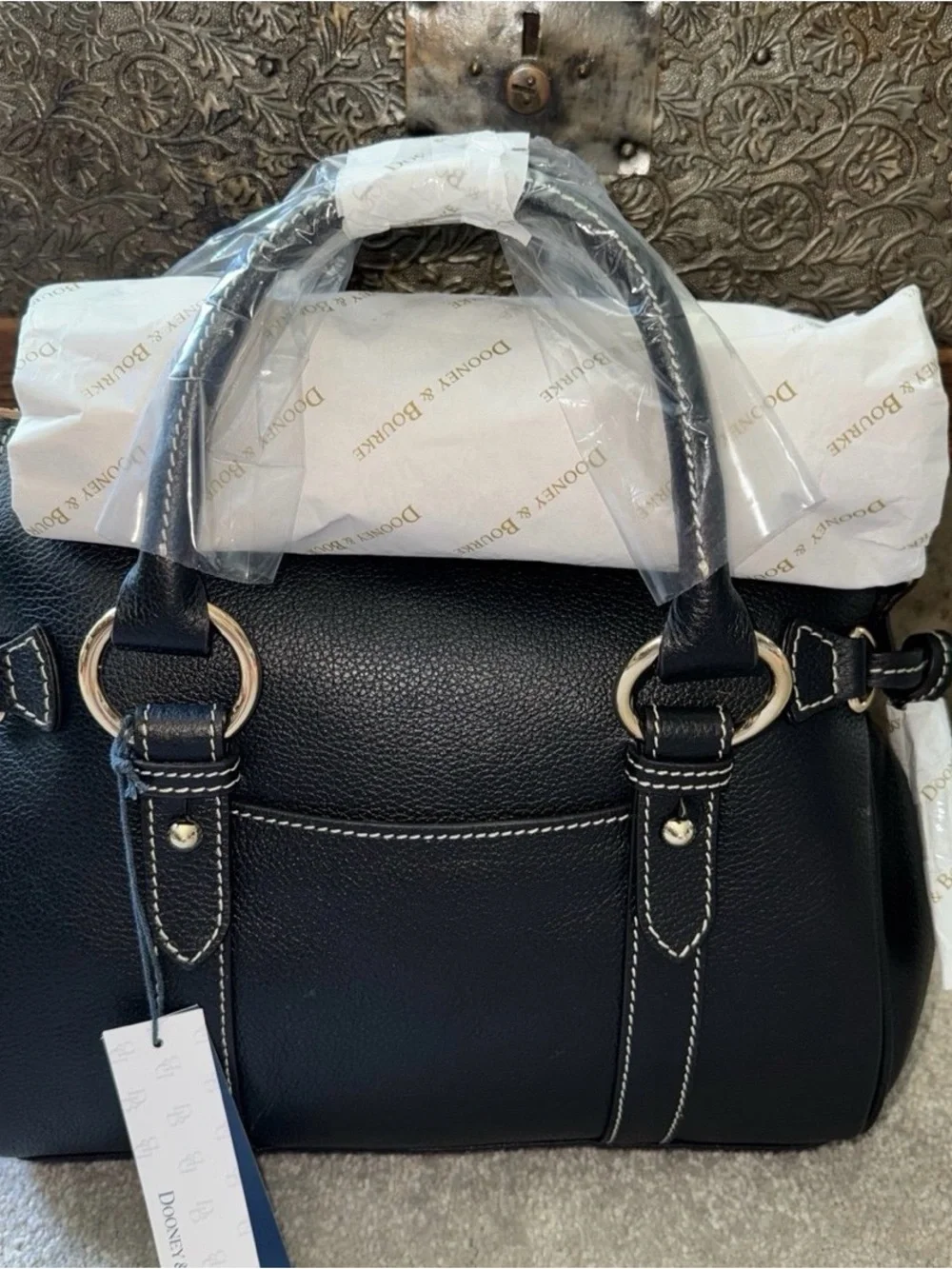NWT Dooney & Bourke Sorrento Satchel 30 in black